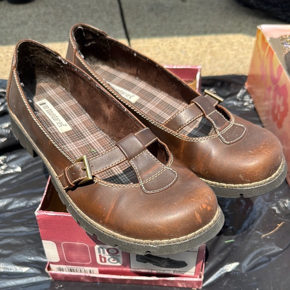 Ladies shoes - Picture 1 of 1